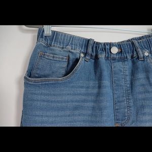 ⏰EXPIRED⏰ NWOT Elastic Waist Jeans